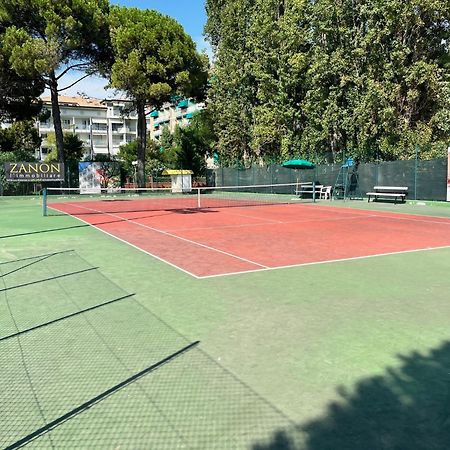 Sunny Home, Appartamento In Centro E Vicino Alla Spiaggia Grado Eksteriør bilde