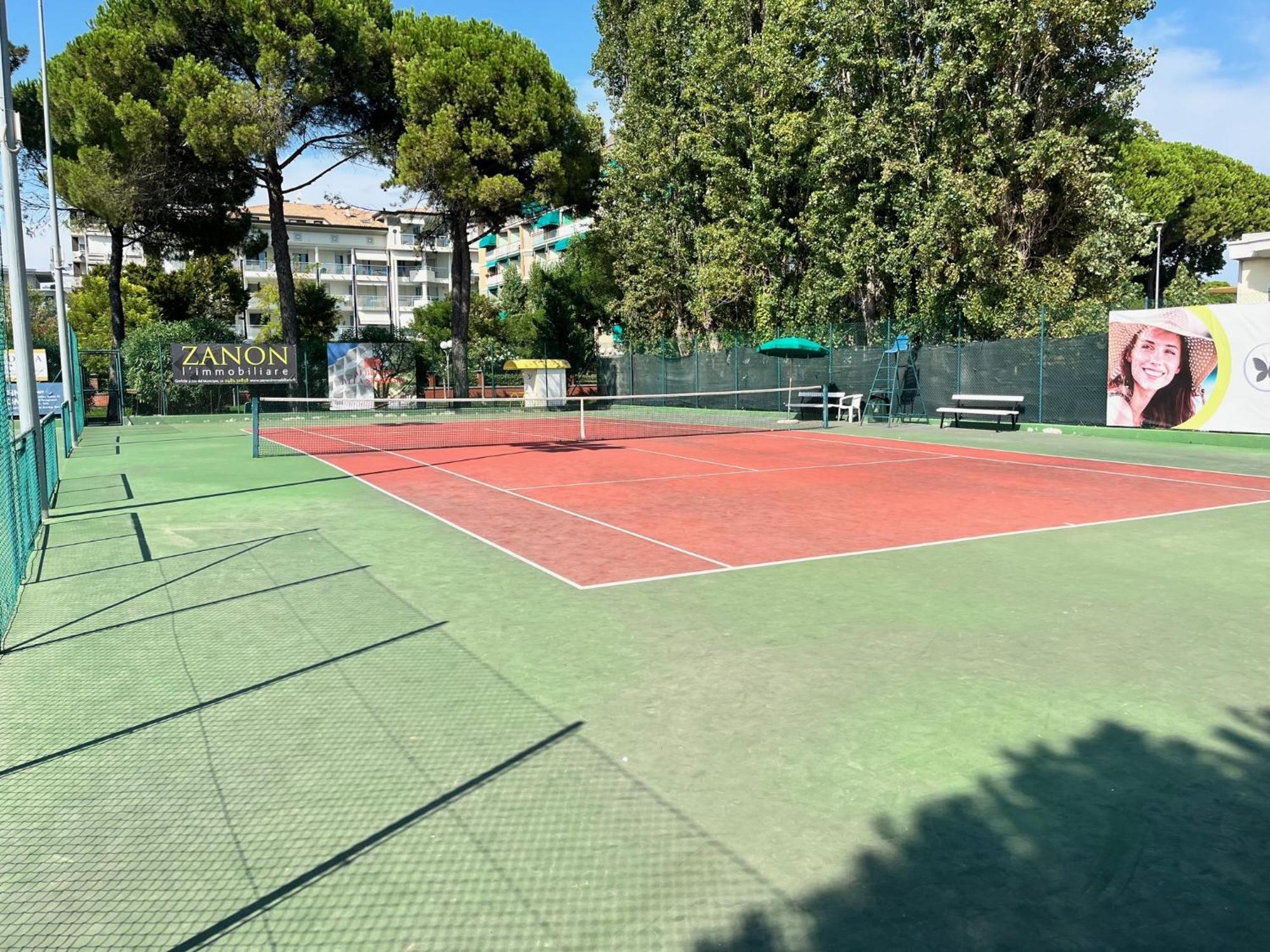 Sunny Home, Appartamento In Centro E Vicino Alla Spiaggia Grado Eksteriør bilde